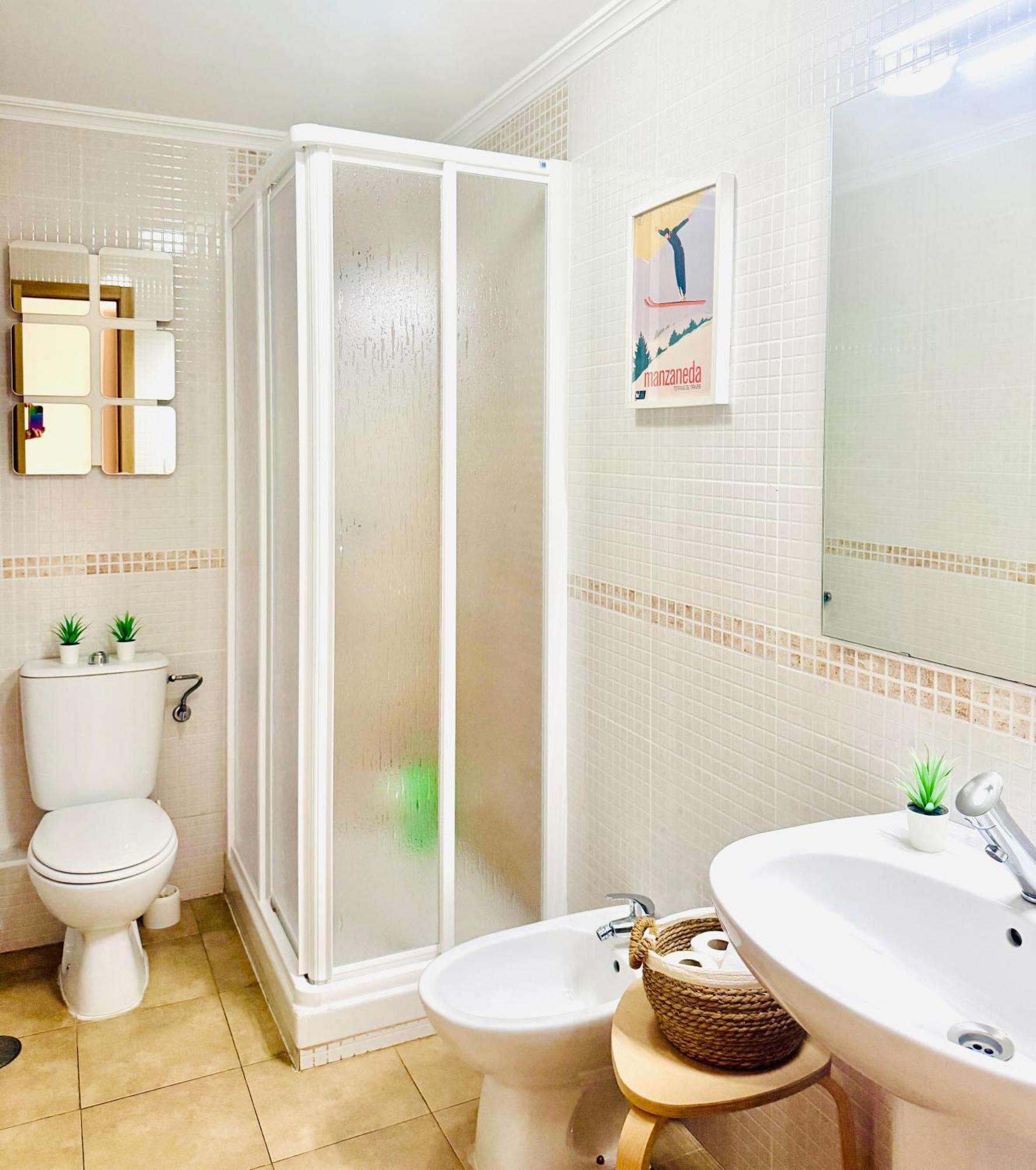 Apartamento Penuelas Севілья Екстер'єр фото